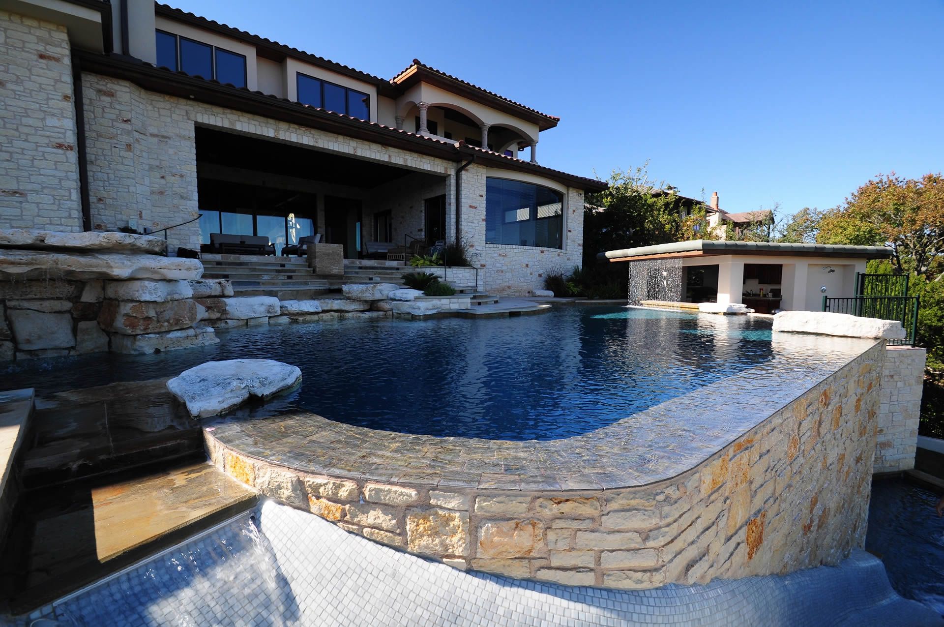 Austin Custom Swimming Pool Builder